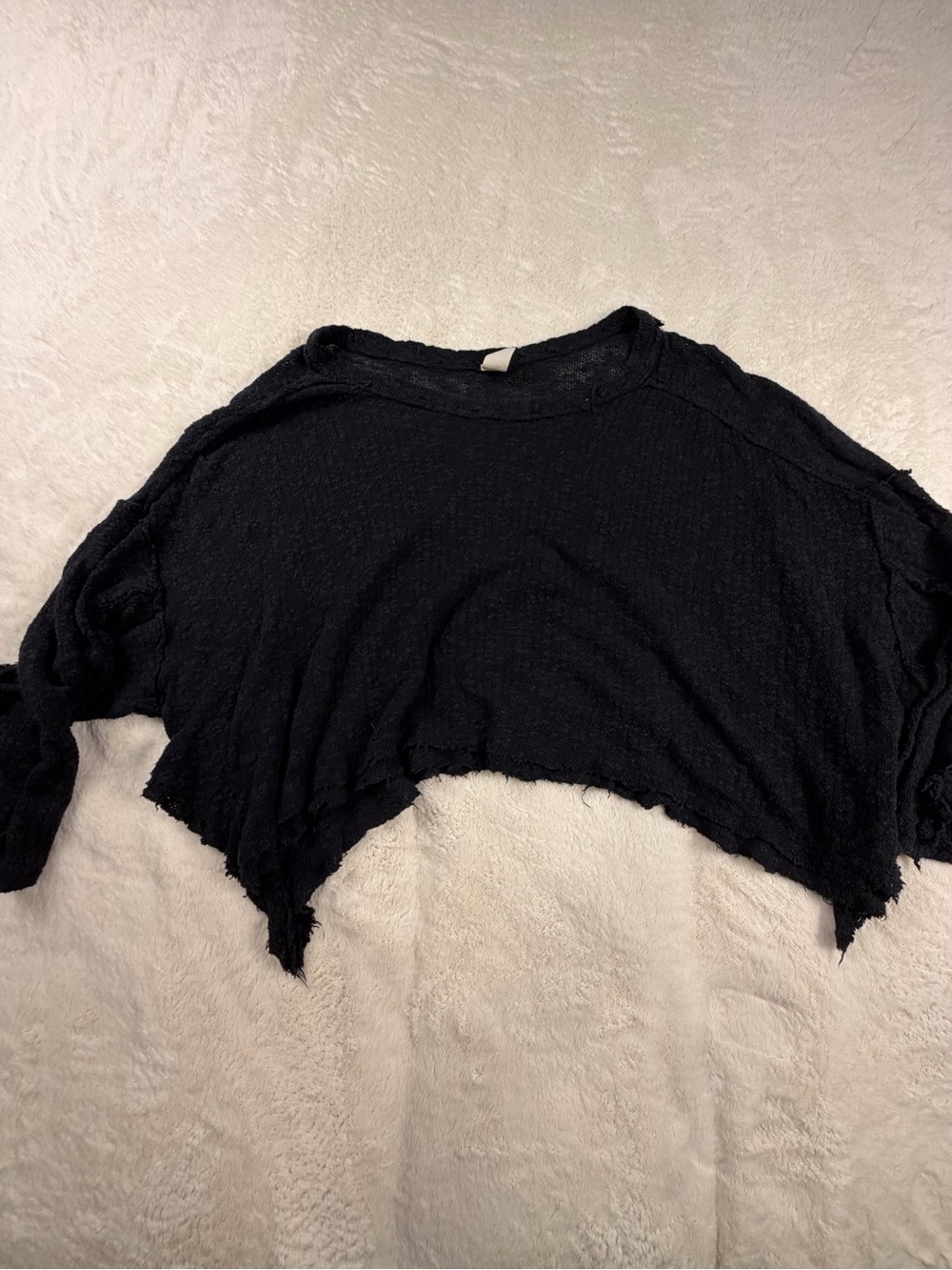 We The Free Black Distressed Cropped sweater Xl